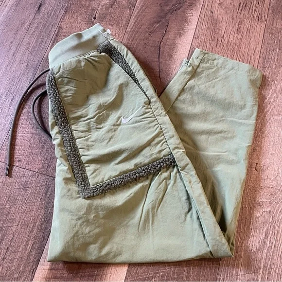 Nike Green Light Weight Sherpa Athletic Casual Sweat Pants UUU - Picture 2 of 4